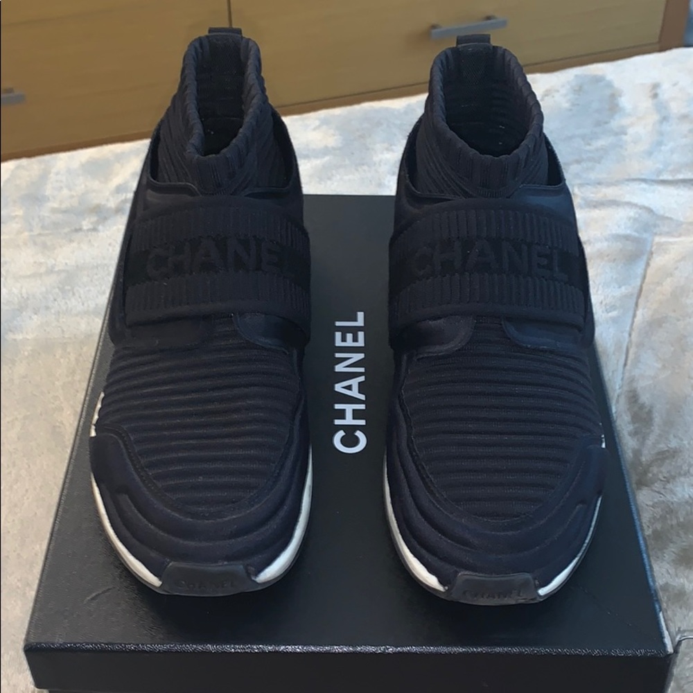 Chanel Sneaker